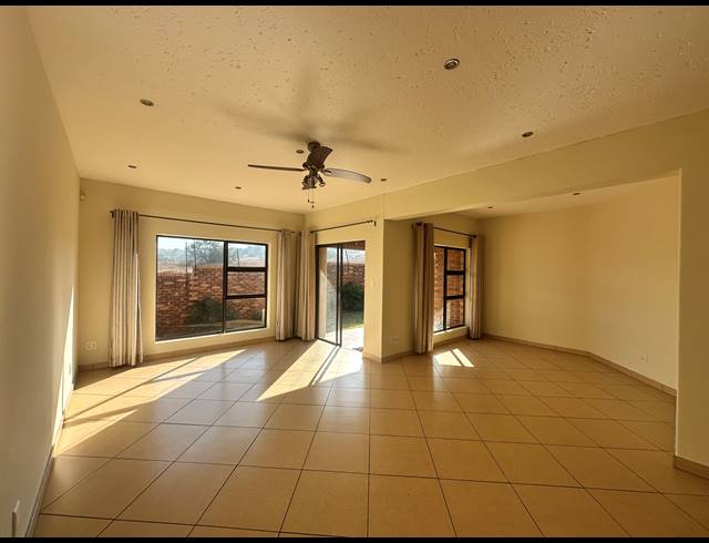 2 BEDROOM TOWNHOUSE FOR SALE IN LIEFDE EN VREDE